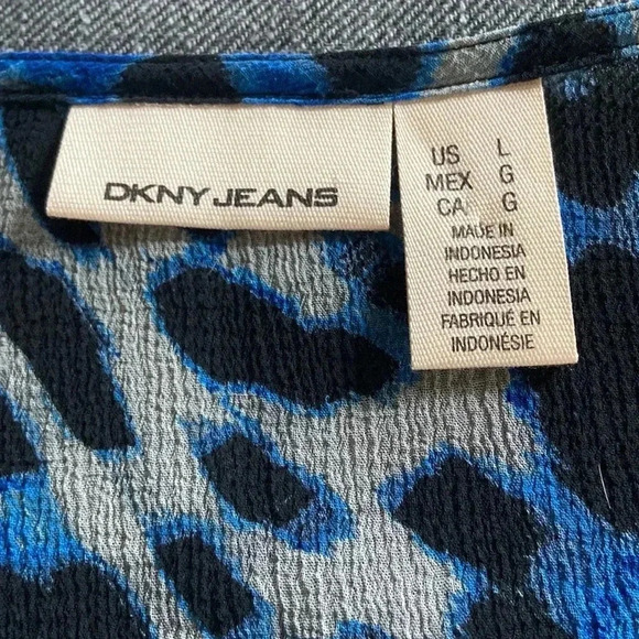 DKNY  JEANS| Sheer Sleeveless Blouse - Picture 5 of 6